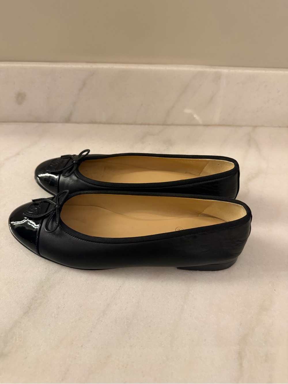 CHANEL Black Leather Ballet Flats with Patent Cap Toe and Bow - Picture 5 of 11